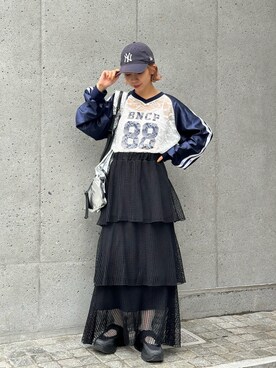 「アイテム（バックパック/リュック、シルバー系）」を使った、こざるさん（レディース・158cm）の春コーディネート