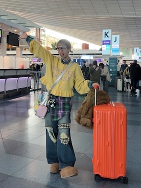 「アイテム（その他アウター、イエロー系）」を使った、こざるさん（レディース・158cm）の冬コーディネート