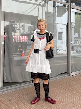 「アイテム（ボディバッグ/ウエストポーチ）」を使った、こざるさん（レディース・158cm）の春コーディネート