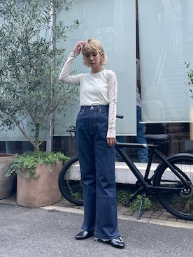 「メロートップス」｜「アイテム（デニムパンツ）」を使った、こざるさん（レディース・158cm）の秋コーディネート
