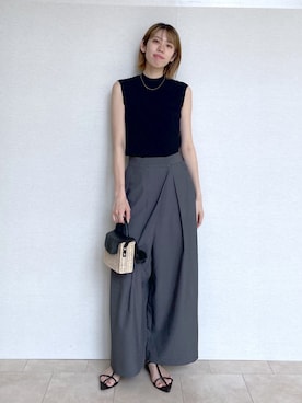 「ラップパンツ」｜「アイテム（スラックス）」を使った、エミリさん（レディース・168cm）の夏コーディネート