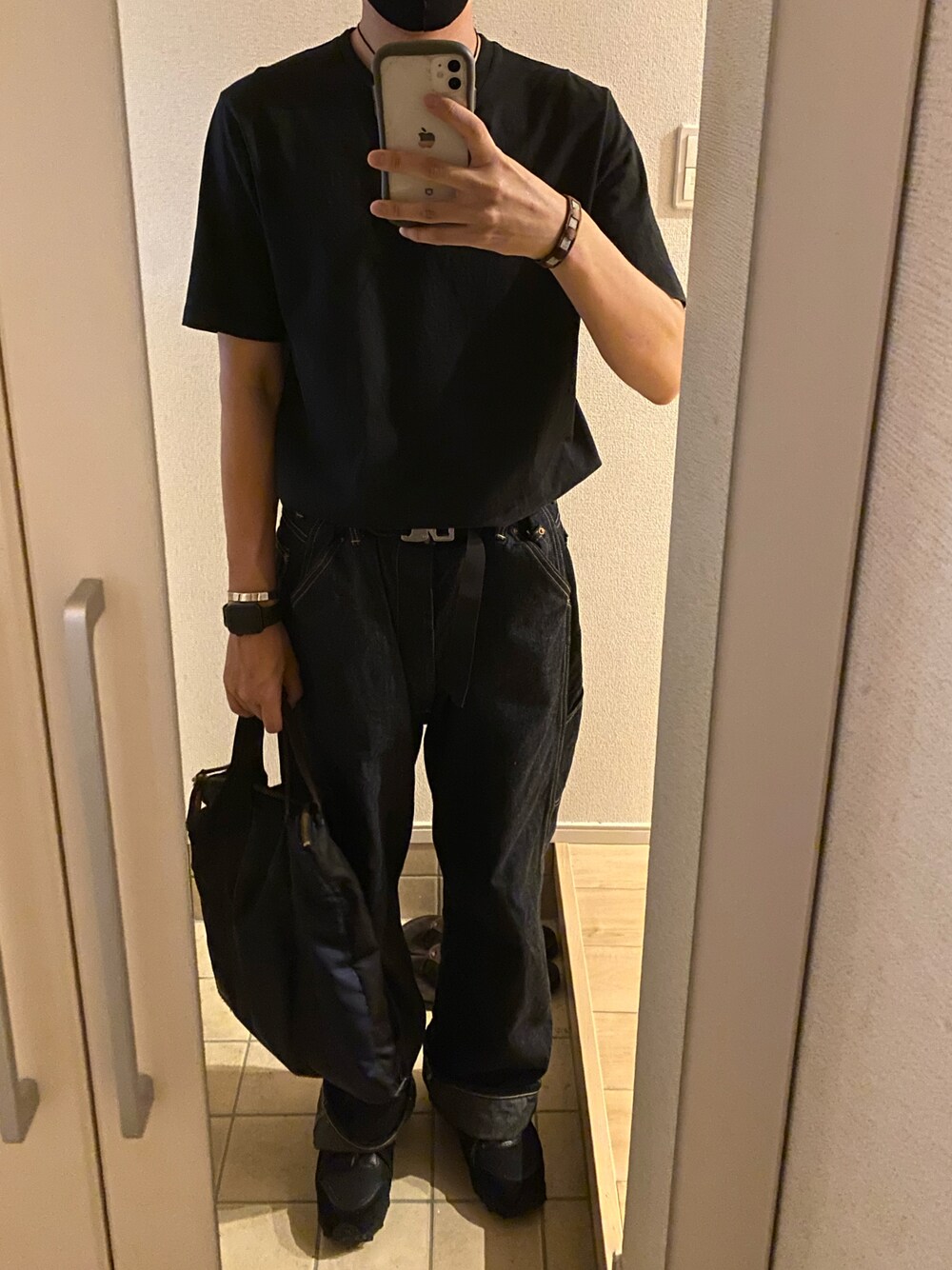 「休日スタイル、ラフコーデ、ノームコア」｜「Hender Schemeのアイテム（スニーカー、ブラック系）」を使った、ナオ(相互フォロー希望)さん（メンズ・178cm）の夏コーディネートの1枚目の写真