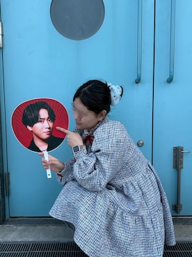 「アイテム（シュシュ）」を使った、Momokaさん（レディース・164cm）の秋コーディネート