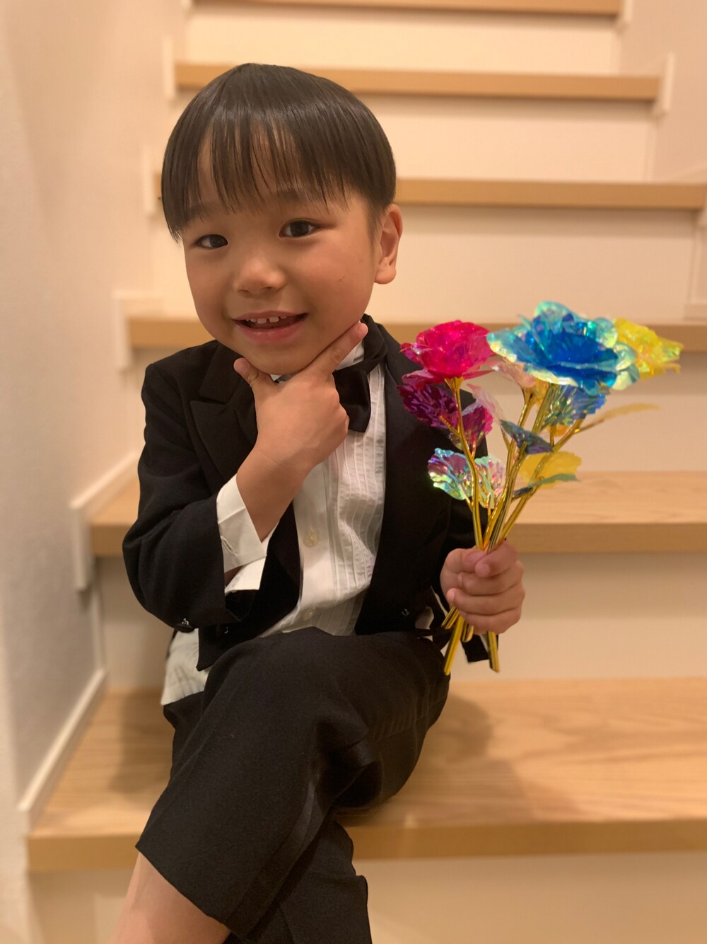 「お洒落さんとつながりたい、スーツスタイル、結婚式お呼ばれこーで♡、結婚式コーデ、タキシード、フォーマル/セレモニー」｜「不明のアイテム（スーツジャケット、ブラック系）」を使った、minarikuさん（キッズ・110cm）の春コーディネートの1枚目の写真