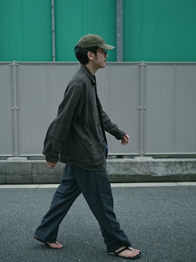 「MAN-TLE（マントル）のアイテム」を使った、こばやしさん（メンズ・180cm）の夏コーディネート