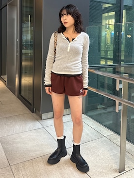 「MOUSSY（マウジー）のアイテム（その他パンツ）」を使った、rinoさん（レディース・158cm）の秋コーディネート