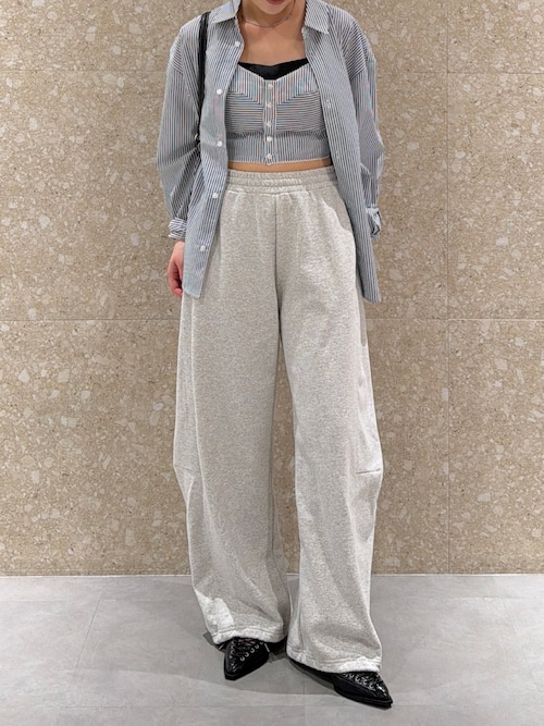 セール】【EC限定新色登場】CURVE LINE SWEAT PANTS / カーブライン