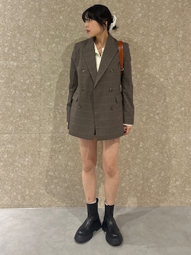 「アイテム（ヘアゴム）」を使った、rinoさん（レディース・158cm）の秋コーディネート
