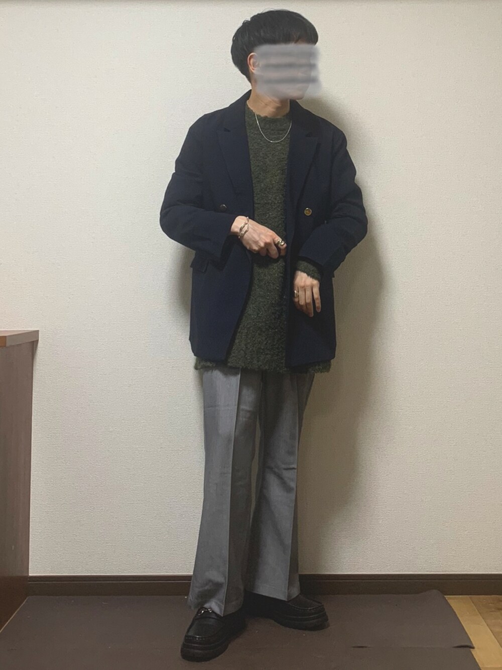 「秋ルック紹介するよ、秋服、秋コーデ、紺ブレ、モヘアニット、グレー、ネイビー、カーキ、ニットコーデ、キレイめ、低身長」｜「CITENの＜CITEN＞ボールチェーンスライド ネックレス（ネックレス、シルバー系）」を使った、Kaiseiさん（メンズ・164cm）の秋コーディネートの1枚目の写真