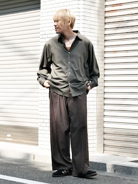 「CASPER JOHN（キャスパージョン）のアイテム（タンクトップ）」を使った、KE-ICHIさん（メンズ・177cm）の秋コーディネート