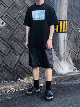 「CLANE（クラネ）のアイテム（Tシャツ/カットソー）」を使った、棋士藤井聡太の将棋トレーニングさん（メンズ・166cm）の秋コーディネート