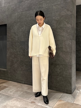 「URBAN RESEARCH ROSSO WOMEN（アーバンリサーチ　ロッソ）のAULENTTI　ワイドショルダーBAG（ショルダーバッグ）」を使った、MIREIさん（レディース・165cm）の冬コーディネート