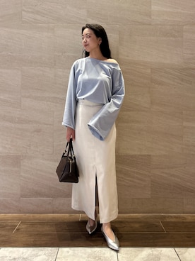 「URBAN RESEARCH ROSSO WOMEN（アーバンリサーチ　ロッソ）のピーチタッチストレートスカート（スカート）」を使った、MIREIさん（レディース・165cm）の秋コーディネート
