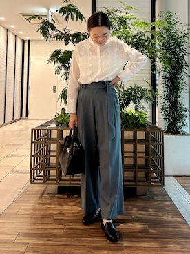 「ブラウスコーデ」｜「アイテム（ローファー）」を使った、MIREIさん（レディース・165cm）の秋コーディネート