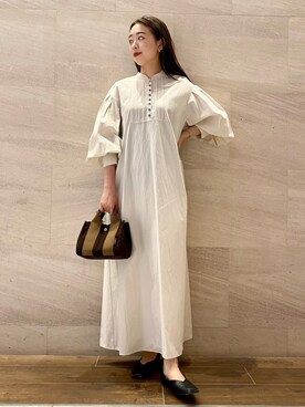 ワンピースを使った アイボリー のレディース人気ファッションコーディネート Wear