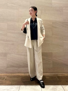 「ブラウス」｜「アイテム（その他アウター）」を使った、MIREIさん（レディース・165cm）の春コーディネート