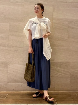 「RODE SKO（ロデスコ）のMARIA タッセルペーパーショルダー（ショルダーバッグ）」を使った、MIREIさん（レディース・165cm）の夏コーディネート