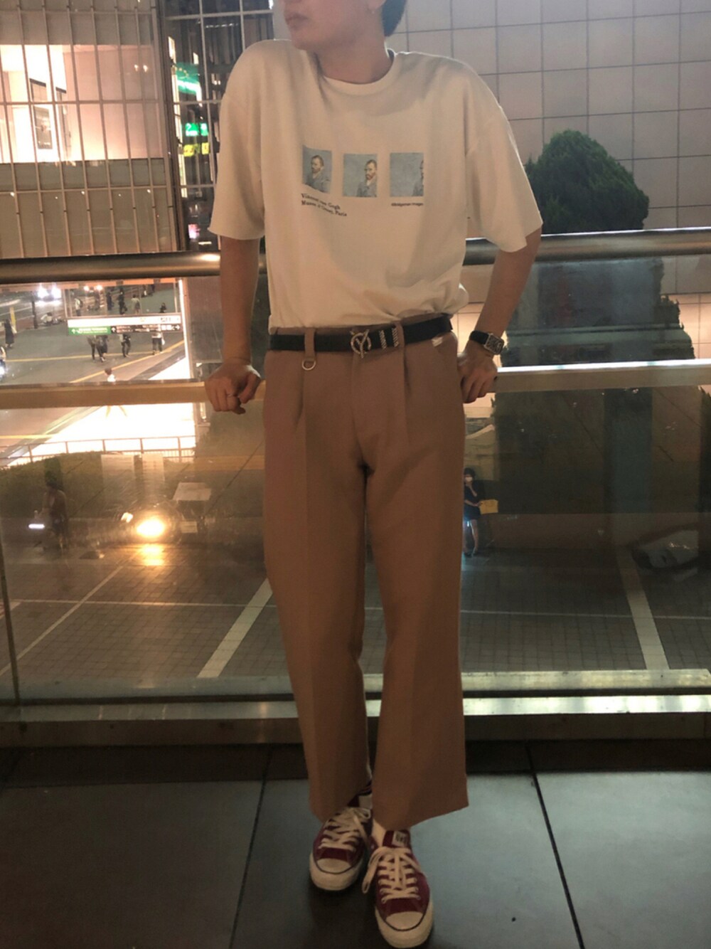 「スニーカーコーデ、大人コーデ、きれいめカジュアル、ootd、夏コーデ、ストリートコーデ、今日のコーデ、韓国ファッション、おしゃれさんと繋がりたい、いいね、save、フォローお願いします🤑、ファッションの力を信じよう、ラブアンドピース2021」｜「SENSE OF PLACE by URBAN RESEARCHの【別注】アートグラフィックTシャツ(5分袖)（Tシャツ/カットソー、ホワイト系）」を使った、たくさん（メンズ・180cm）の秋コーディネートの1枚目の写真