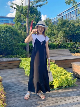 「ADAM ET ROPE'（アダムエロペ）のSILVERフォルムネックレス（ネックレス）」を使った、しちゃんさん（レディース・166cm）の夏コーディネート