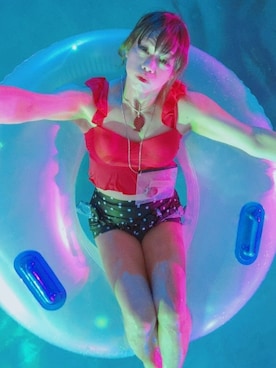 「アイテム（水着、レッド系）」を使った、メグミ   ☆海乃  恵さん（レディース・171cm）の夏コーディネート