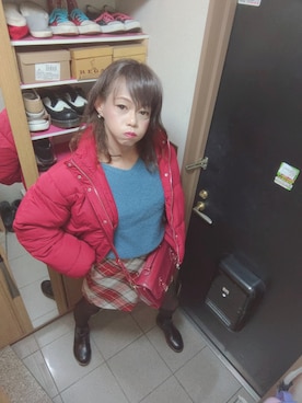 「アイテム（ダウンジャケット/コート、レッド系）」を使った、メグミ   ☆海乃  恵さん（レディース・171cm）の冬コーディネート