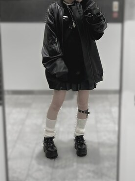テーラードジャケットを使った ソックスガーター のレディース人気ファッションコーディネート Wear