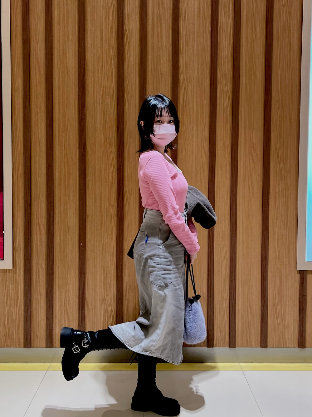 「Gozoのアイテム（デニムスカート、グレー系）」を使った、Kaiju🐈‍⬛さん（レディース・158cm）の冬コーディネートの1枚目の写真