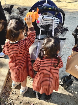 「アイテム（ワンピース）」を使った、eさん（キッズ・80cm）の秋コーディネート