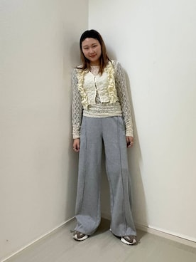 「イエベ」｜「アイテム（スウェットパンツ）」を使った、yukiさん（レディース・155cm）の春コーディネート