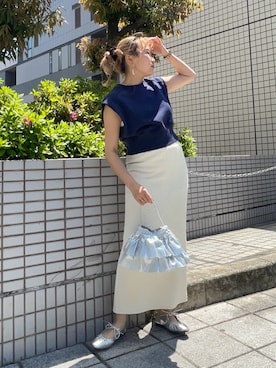「シルバーシューズ」｜「アイテム（スウェット）」を使った、yukiさん（レディース・155cm）の春コーディネート