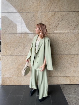 「select MOCA（セレクトモカ）の柔らかく履きやすいフェイクレザーゴールドビット付きローファー（ローファー）」を使った、yukiさん（レディース・155cm）の冬コーディネート