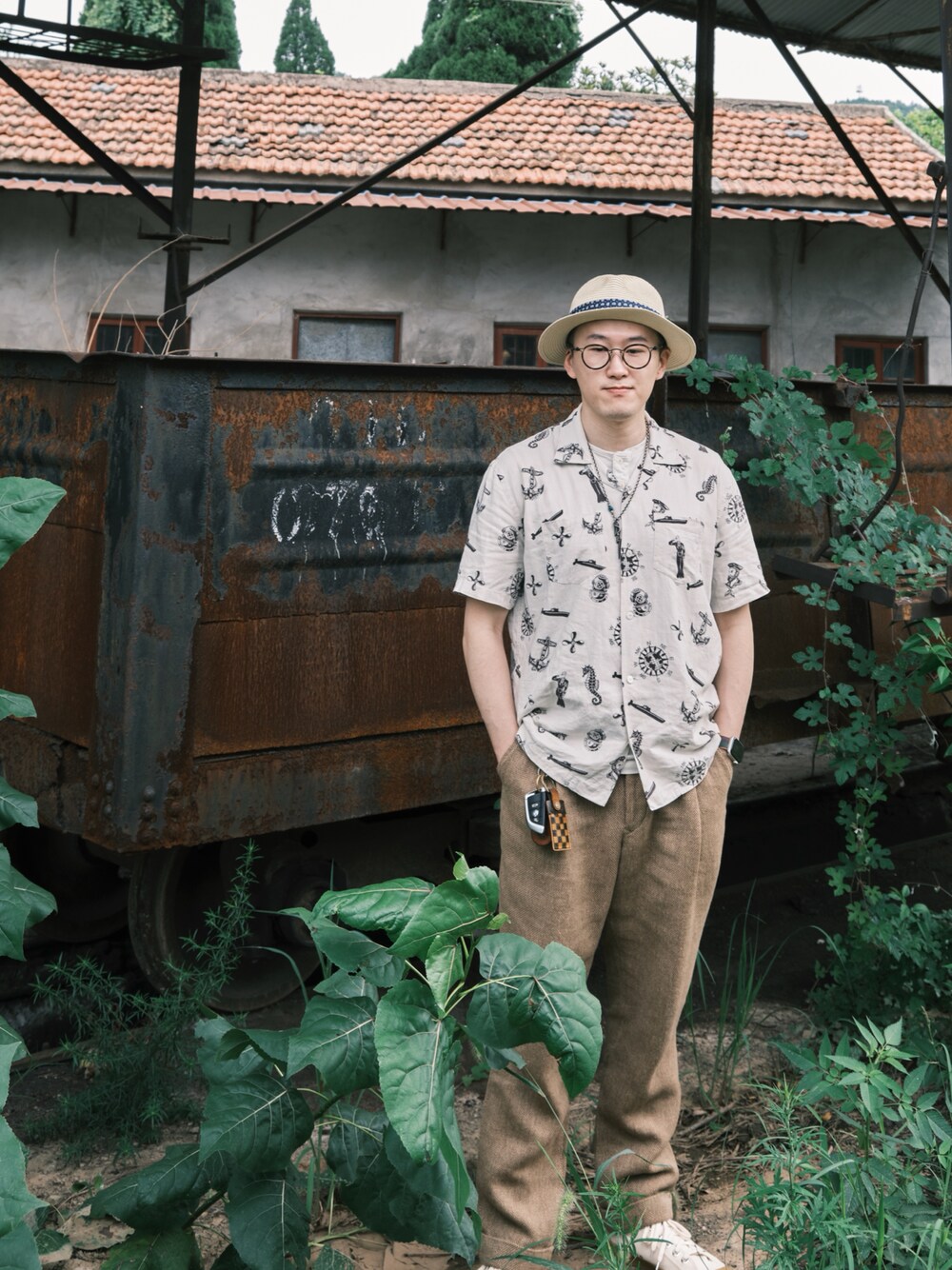 「navy、hawaii」｜「RRLのノーティカルプリント キャンプシャツ（シャツ/ブラウス、ホワイト系）」を使った、Goatさん（メンズ・174cm）の秋コーディネートの1枚目の写真