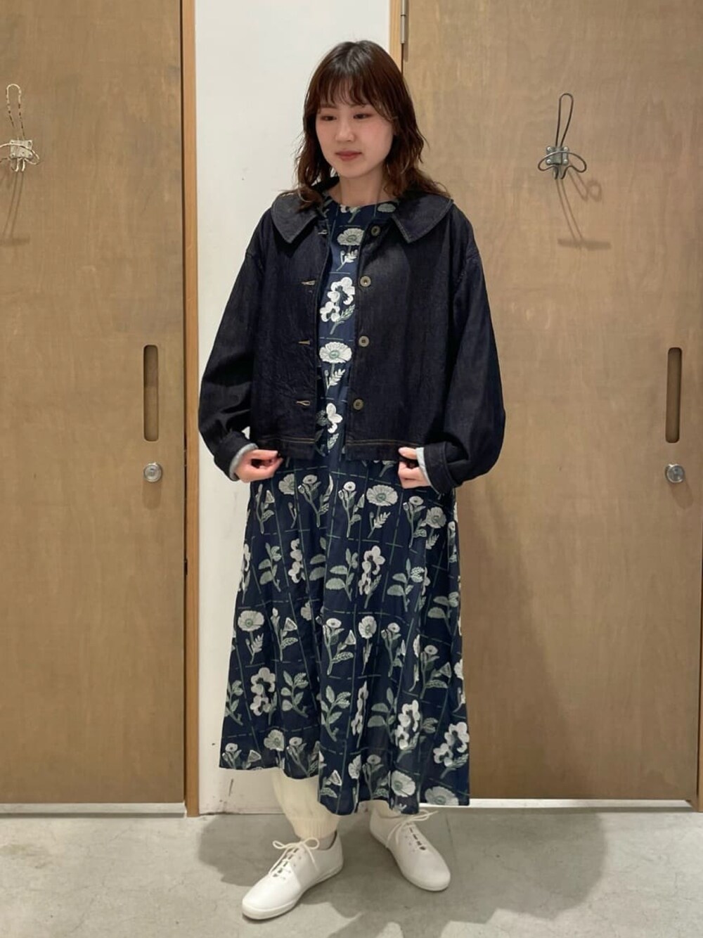 【タグ付き】 bulle de savon 花切手の刺しゅう フレアーワンピース タグ付き】 bulle de savon 花切手の刺しゅう フレアー