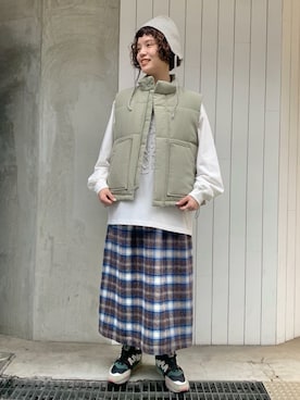 アルパカ混ウールチェック タックスカートを使った人気ファッション