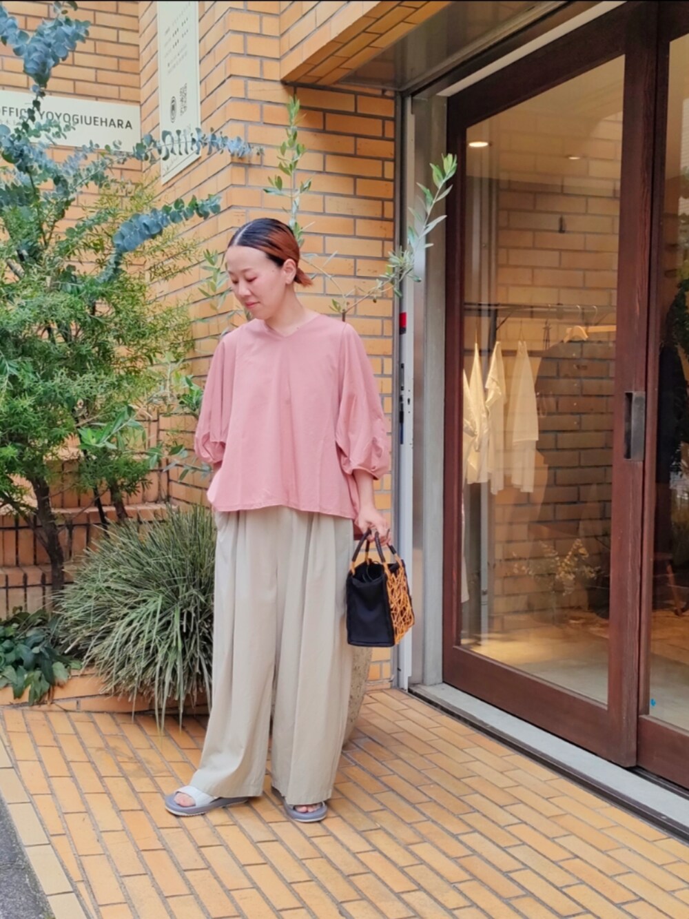 yuni（ユニ ）の「80強撚コットン ハイウエストパンツ