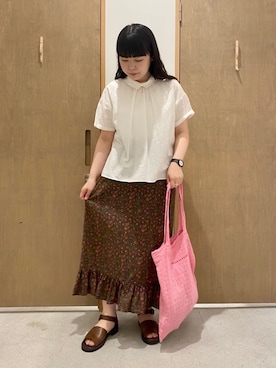 「kvell（ケベル）のアイテム」を使った、bulle de savonさん（レディース・150cm）の夏コーディネート