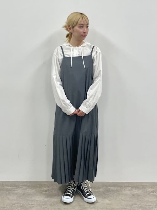 bulle de savon ビュルデサボン T/R プリーツワンピース bulle de savon ワンピース T/R 刺繍プリーツワンピース