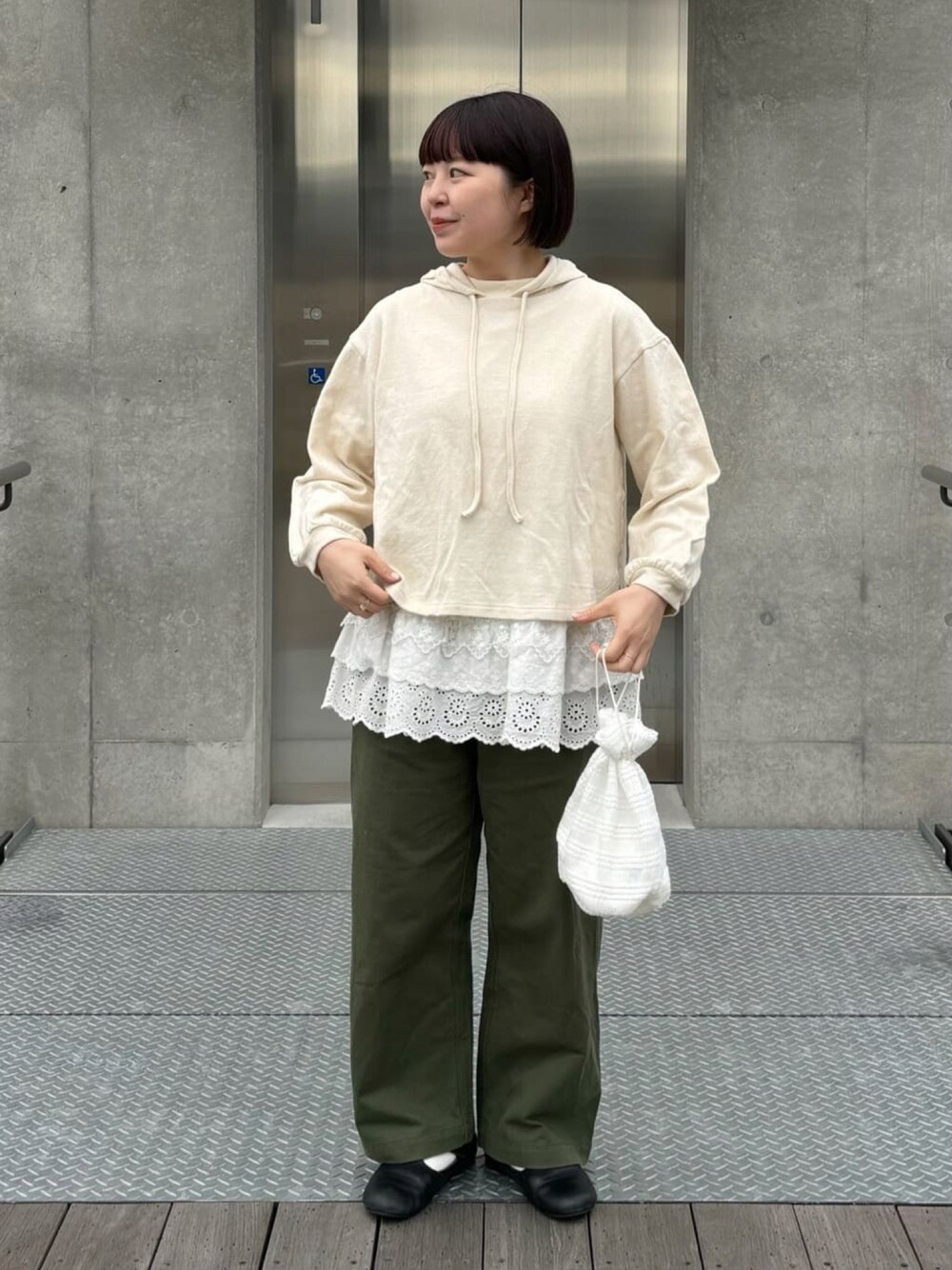 bulle de savon（ビュルデサボン）の「△3ren lace ノースリ