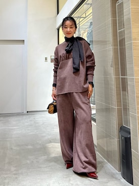 「アイテム（スウェットパンツ、ブラウン系）」を使った、miyakoshi＿87さん（レディース・158cm）の秋コーディネート
