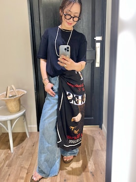 「Whim Gazette（ウィムガゼット）のEagleシルクスカーフ（バンダナ/スカーフ、ブラック系）」を使った、miyakoshi＿87さん（レディース・158cm）の夏コーディネート