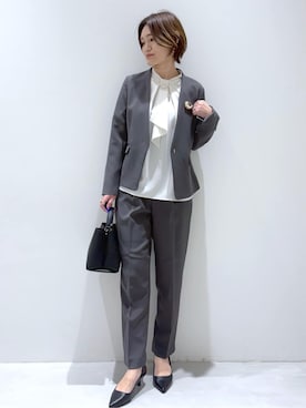 「index（インデックス）のストレッチノーカラージャケット/セットアップ対応【洗濯機OK/防シワ/イージーアイロン】（ノーカラージャケット、グレー系）」を使った、kojiさん（レディース・162cm）の冬コーディネート