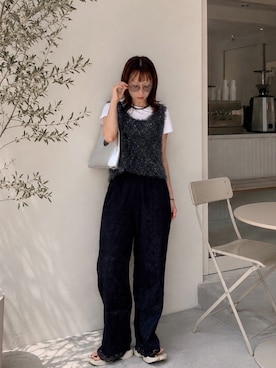 「tiptop（ティップトップ）のラメフェザー前後2wayベスト（ベスト、グレー系）」を使った、SIZUさん（レディース・156cm）の夏コーディネート