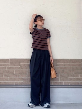 「feepur（フェピュール）のマルチボーダーコンパクトリンガーTee（Tシャツ/カットソー、ブラウン系）」を使った、SIZUさん（レディース・156cm）の春コーディネート
