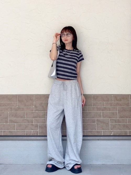 「tiptop(ティップトップ)の裏毛カーブパンツ(スウェットパンツ)」を使った、SIZUさん(レディース・156cm)の夏コーディネート
