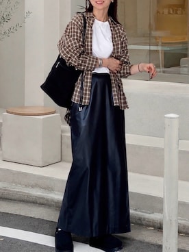 「アイテム（フェイスパウダー）」を使った、SIZUさん（レディース・156cm）の夏コーディネート