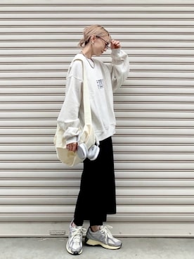 「アイテム（スウェット）」を使った、SIZUさん（レディース・156cm）の秋コーディネート
