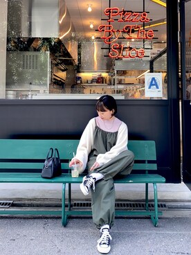 「apres jour mignon（アプレジュールミニョン）のアイテム（サロペット/オーバーオール）」を使った、SIZUさん（レディース・156cm）の春コーディネート