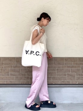 「UGG（アグ）のアイテム（シューズ）」を使った、SIZUさん（レディース・156cm）の夏コーディネート