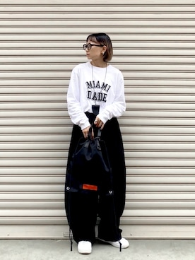 「アイテム（サングラス）」を使った、SIZUさん（レディース・156cm）の秋コーディネート