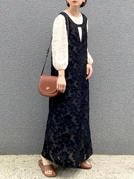 「LAUIR（ラウアー）のアイテム（シャツ/ブラウス）」を使った、SIZUさん（レディース・156cm）の春コーディネート